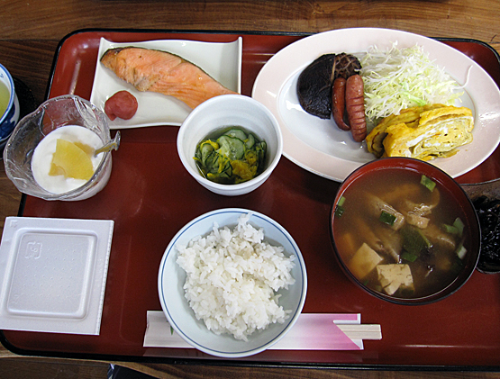 花巻ならの里ユースホステルの朝食