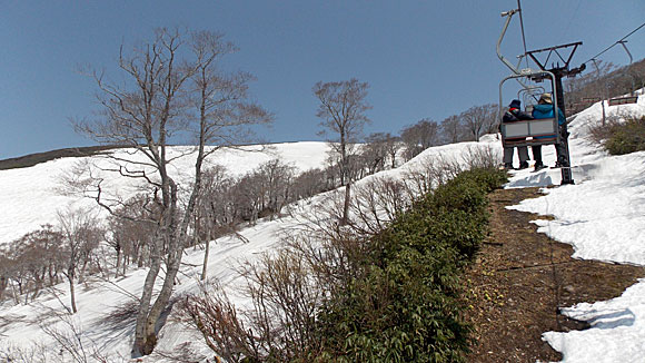 月山スキー場・リフトに乗りました