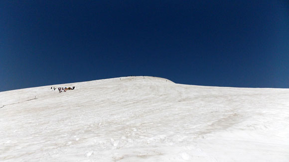 月山スキー場から見た姥ヶ岳山頂