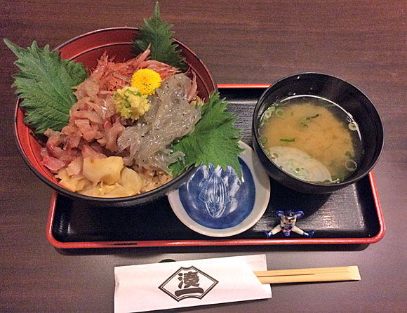 静岡県への日帰り旅行探検「さかなや 千本一・三色丼」