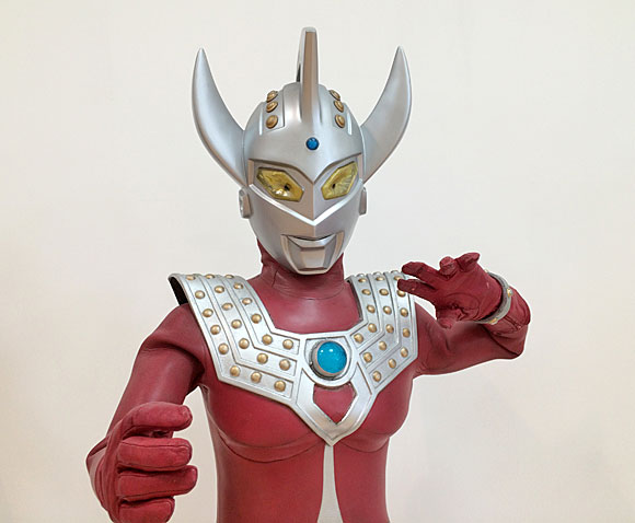 ウルトラマンタロウ