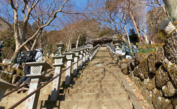 神奈川県伊勢原市・大山登山「大山寺」