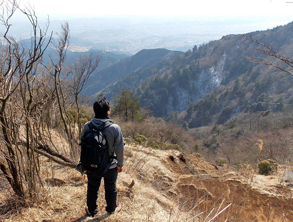 神奈川県伊勢原市・大山登山「見晴台に向けて出発」