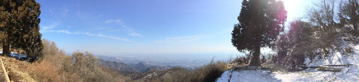 神奈川県伊勢原市・大山登山「大山山頂からの風景（パノラマ）」