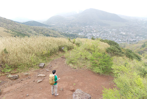 金時山登山「大岩からの景色」