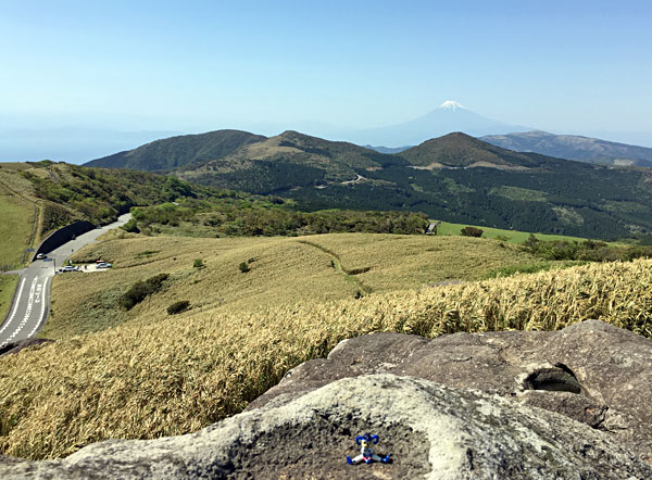 伊豆半島の仁科峠から360度の大パノラマと富士山を眺望！
