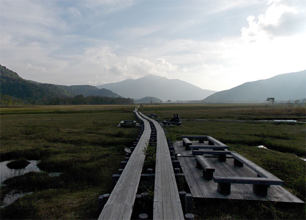 尾瀬・龍宮小屋近くの風景（夕方）