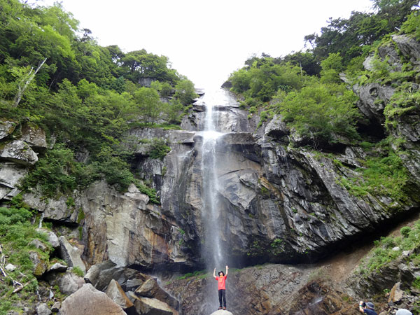 南アルプス・鳳凰三山：五色滝