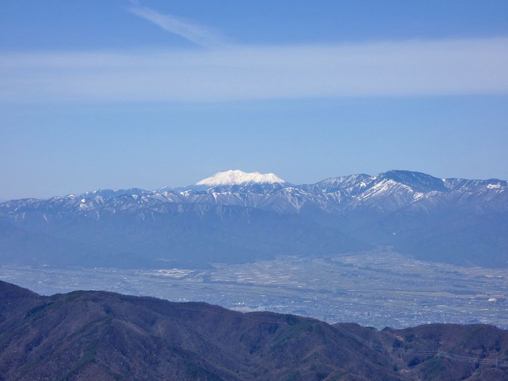 美ヶ原・王ヶ鼻から御嶽山を望む