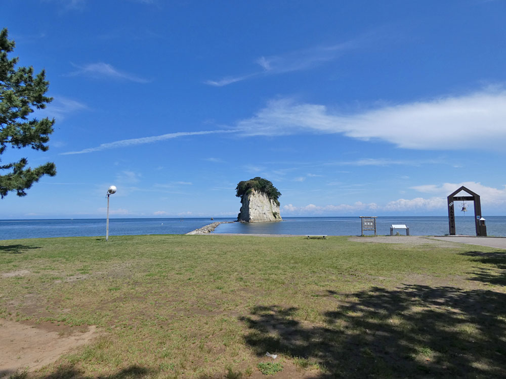 石川県・能登半島 見附島（軍艦島）へ旅行探検してきました！