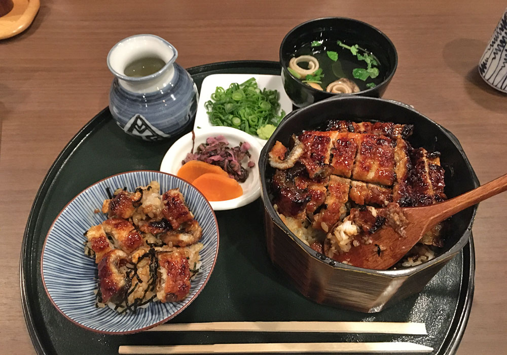 名古屋名物・ひつまぶし稲生（いのう）エスカ店で上ひつまぶしを食べてきました。