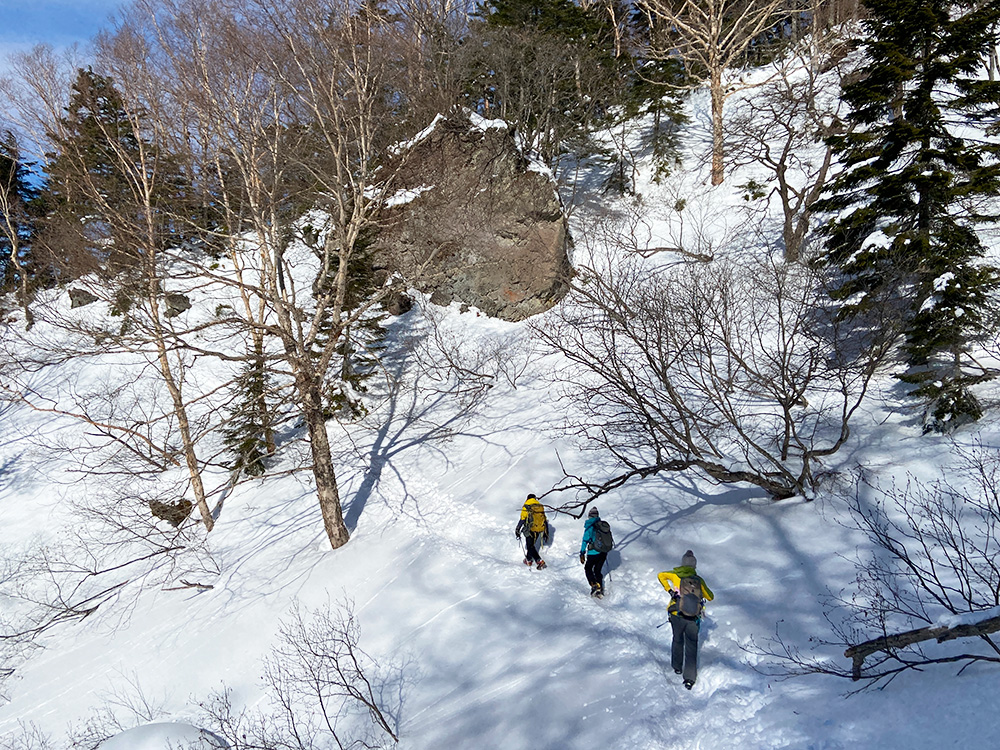 日光白根山へ雪山登山・下山