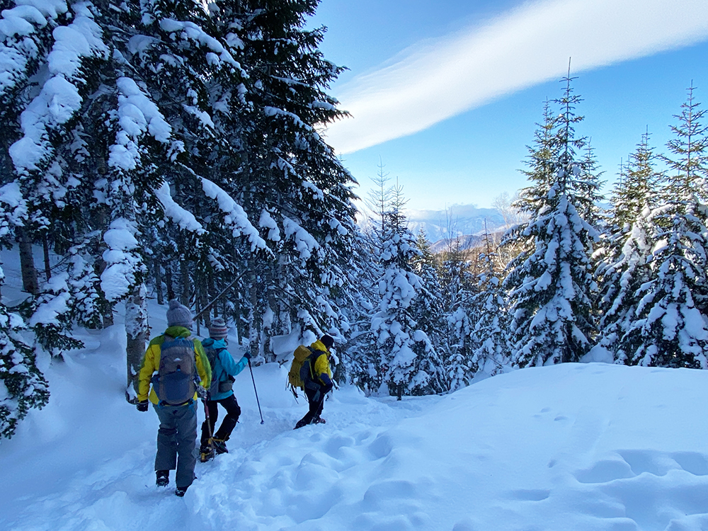 日光白根山へ雪山登山・下山