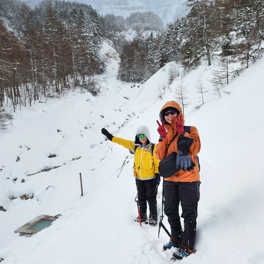 本沢温泉野天風呂（標高 2150m）