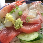 静岡県熱海市「初島」の磯料理・鈴木丸で海鮮丼を堪能